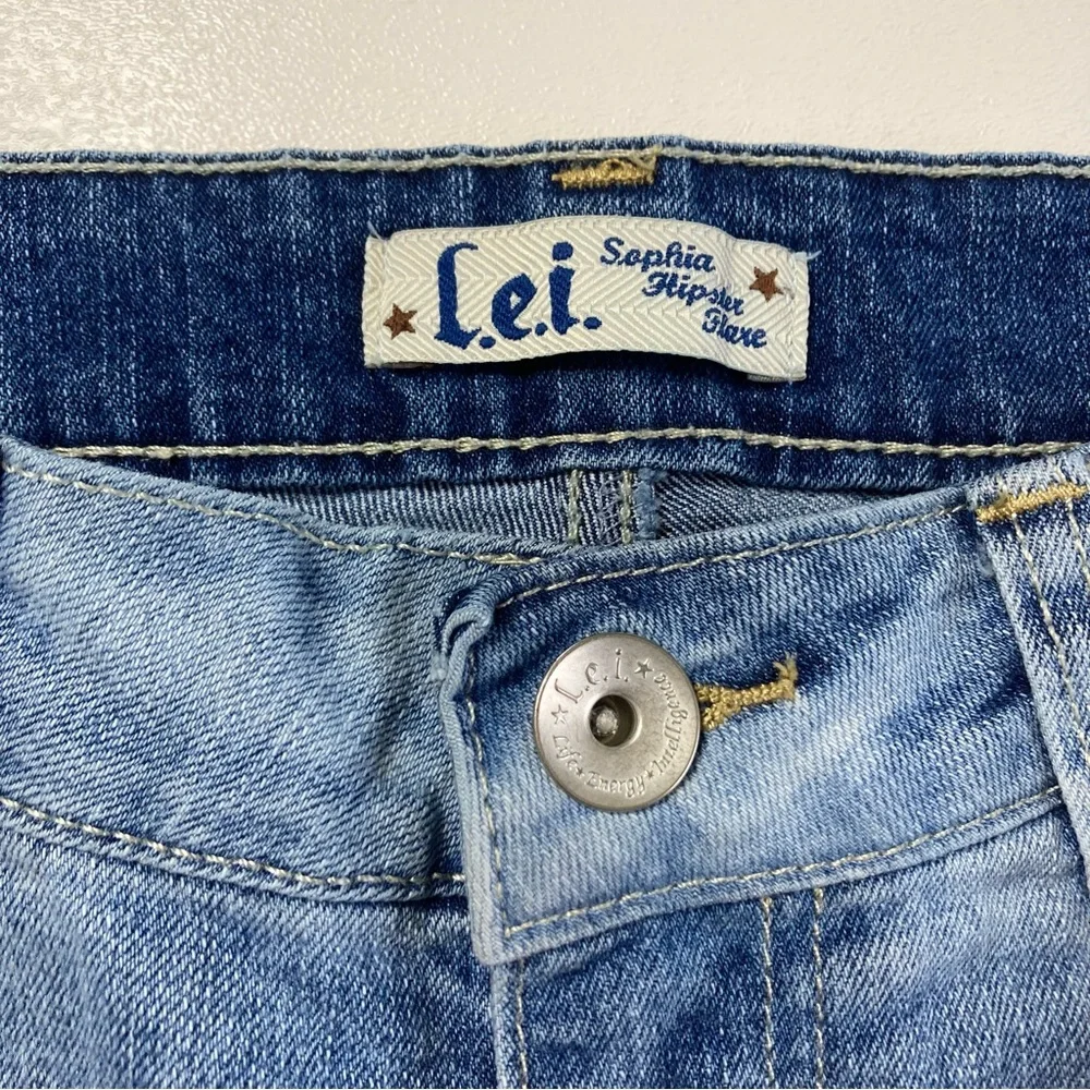 Lei Sophia Hipster Flare Leg Jeans Womens Size 7